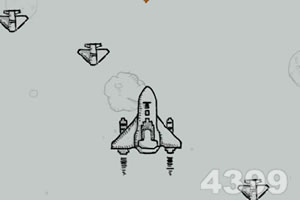 救护车被撞侧翻 小伙儿踹窗救出5人